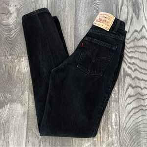 Vintage 90s LEVI’S 512 Black High Rise Slim Fit Tapered Leg Denim Jeans 24”
